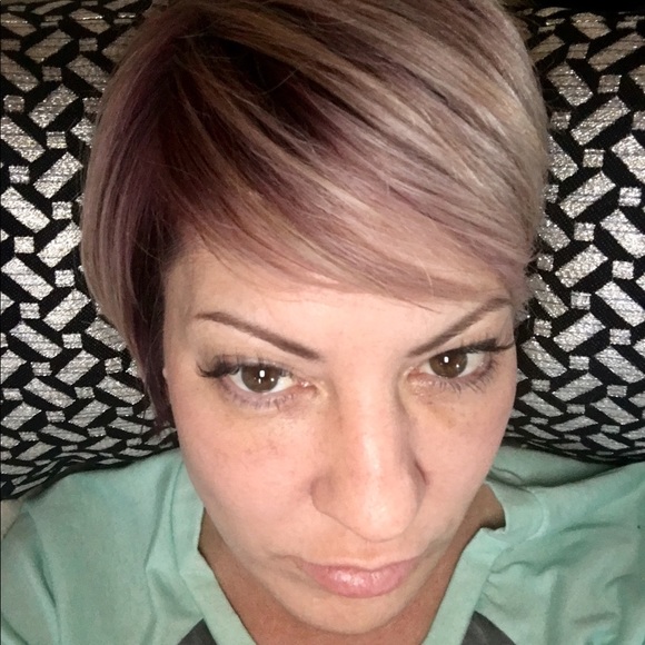 Meet your Posher, Aimee - Picture 1 of 1